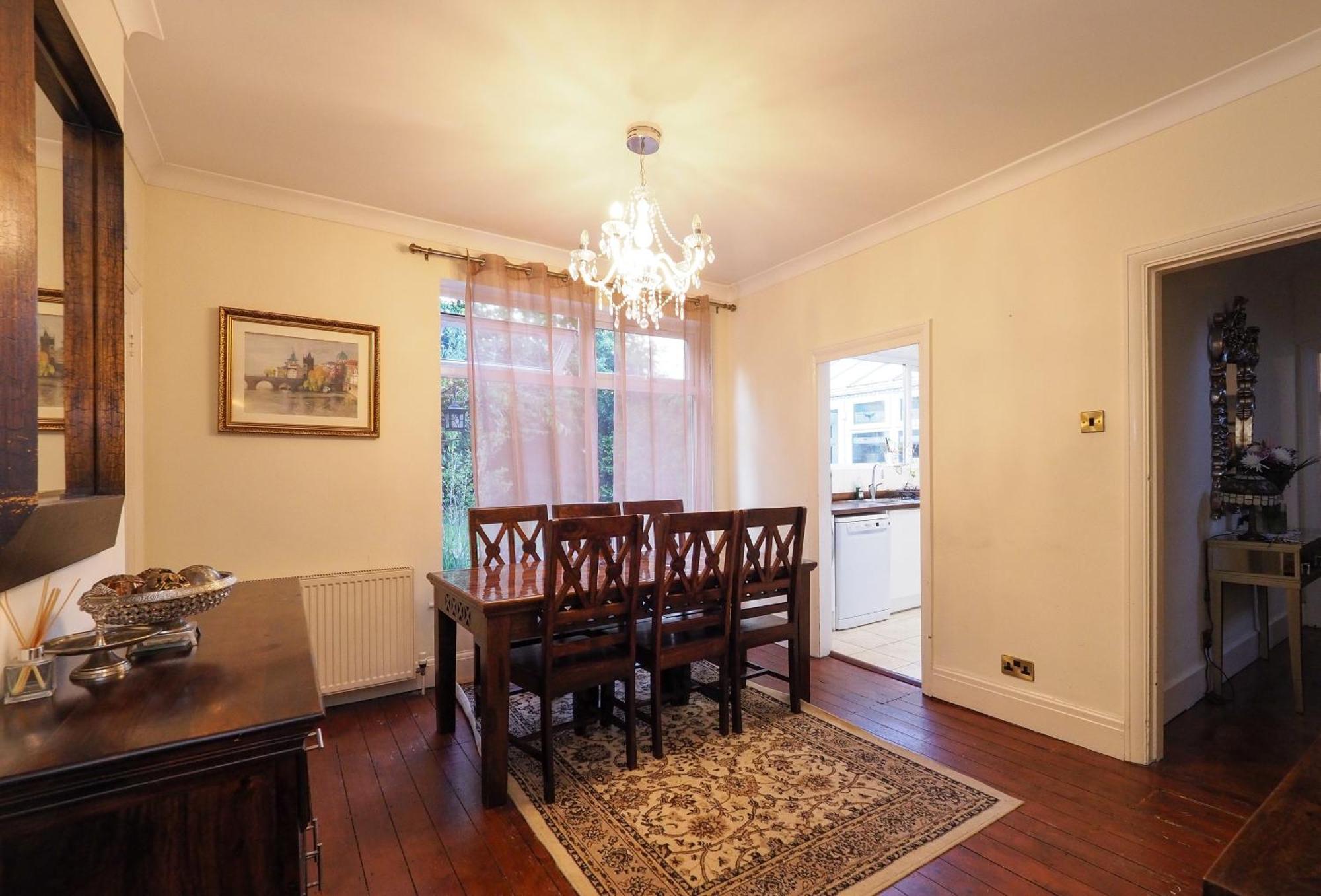 Westmorland - 4 Bedroom House - Free Parking For Up To 7 Cars - Walking Distance To Qmc And University - Ideal For Contractors And Large Groups นอตติงแฮม ภายนอก รูปภาพ
