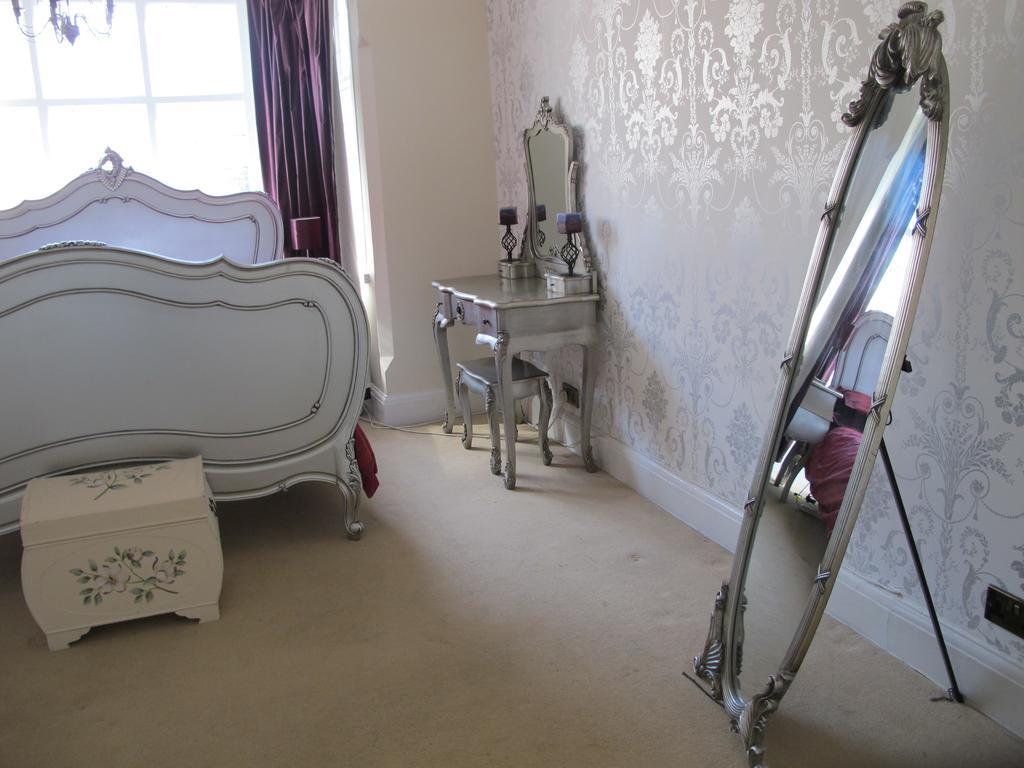 Westmorland - 4 Bedroom House - Free Parking For Up To 7 Cars - Walking Distance To Qmc And University - Ideal For Contractors And Large Groups นอตติงแฮม ภายนอก รูปภาพ